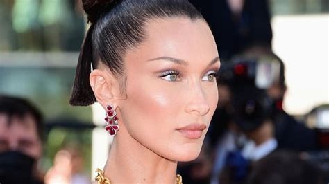 bella hadid dior necklace|bella hadid palestine dior.